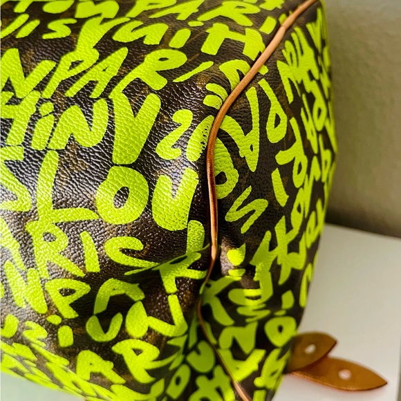 Rare LOUIS VUITTON Monogram Graffiti Speedy 30 neon green LV bag Sprouse - Picture 8 of 17